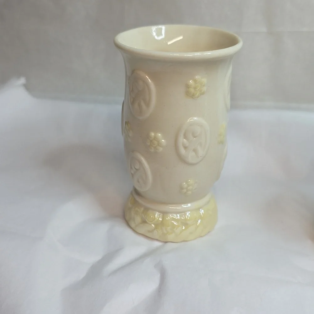 Belleek Erne Vase, Undine Water Maiden Girl Creamer, Swan Creamer - Picture 2 of 11